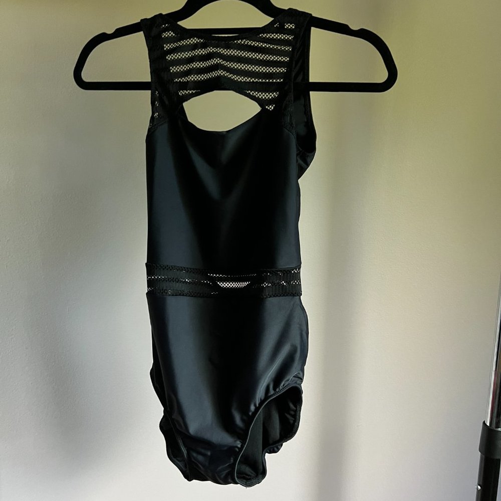 5 Five Dancewear Black Leotard Size Medium Adult